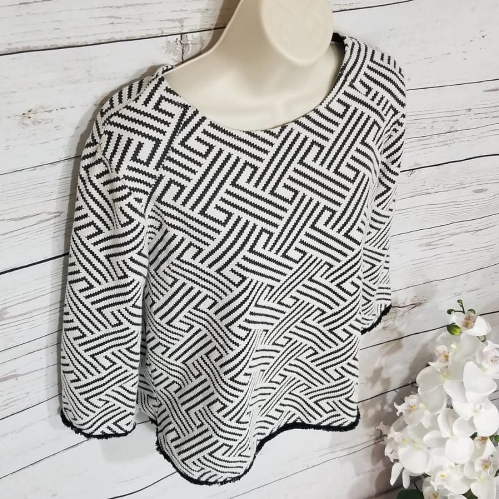 Anthro W5 Black and White Patterned Knit Top - Picture 2 of 7